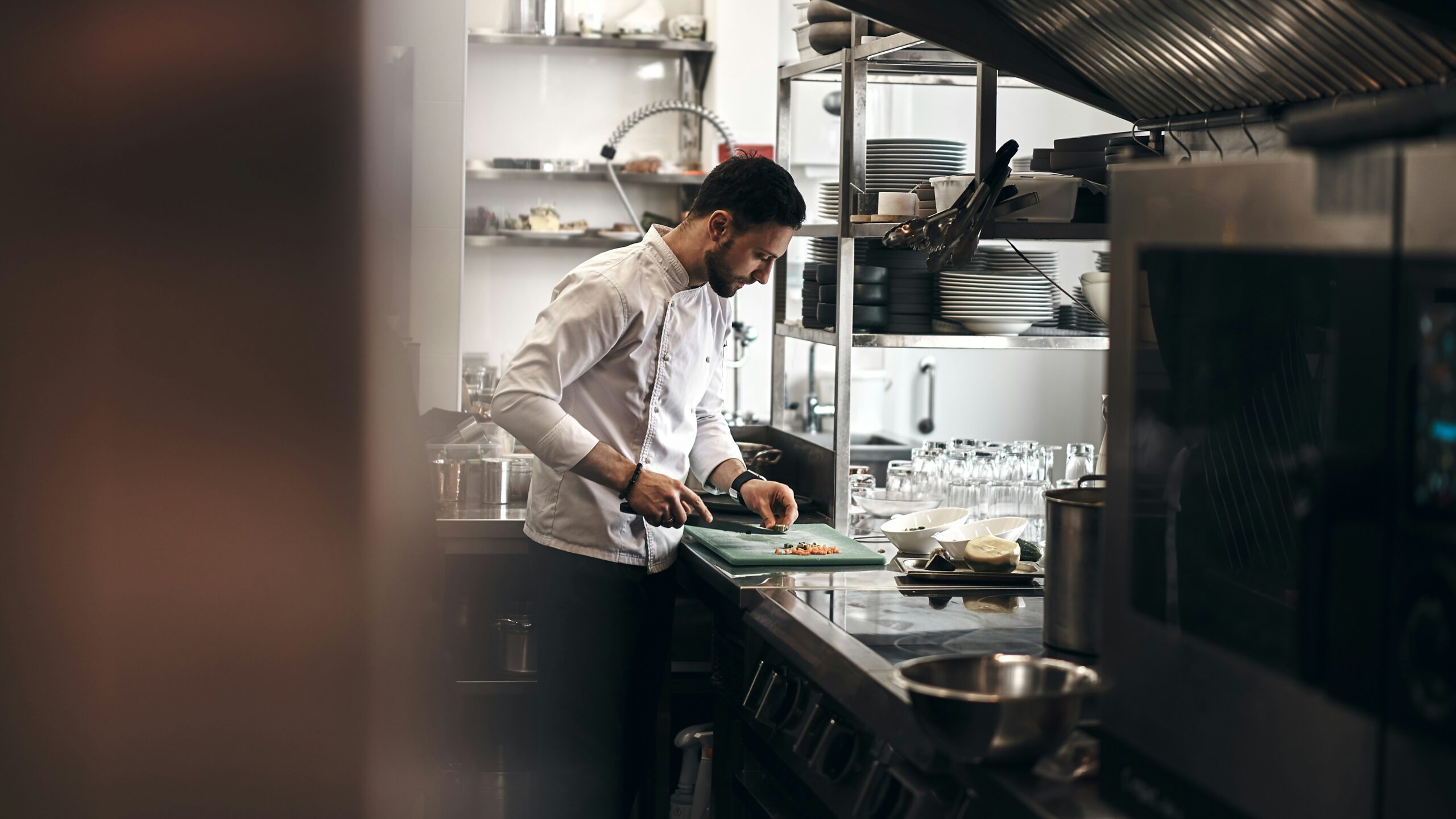 Foot & Leg Pain for Chefs: What Actually Helps (2026)